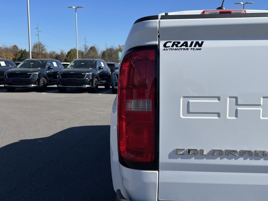 Used 2022 Chevrolet Colorado LT w/ Fleet Safety Package image 11