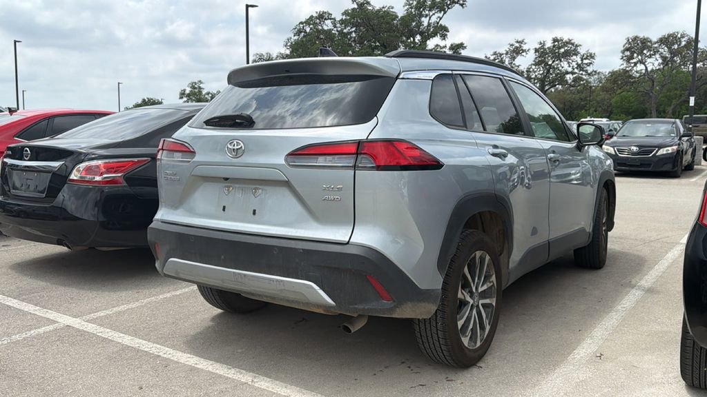 Certified 2025 Toyota Corolla Cross XLE AWD/4WD image 4