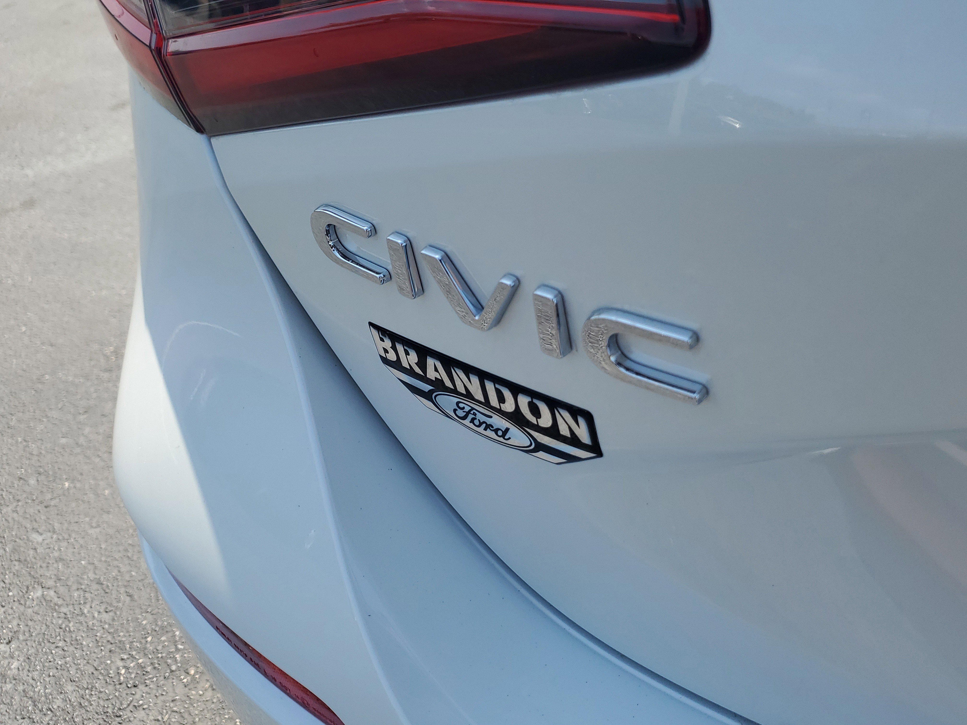 Used 2025 Honda Civic Sport image 10