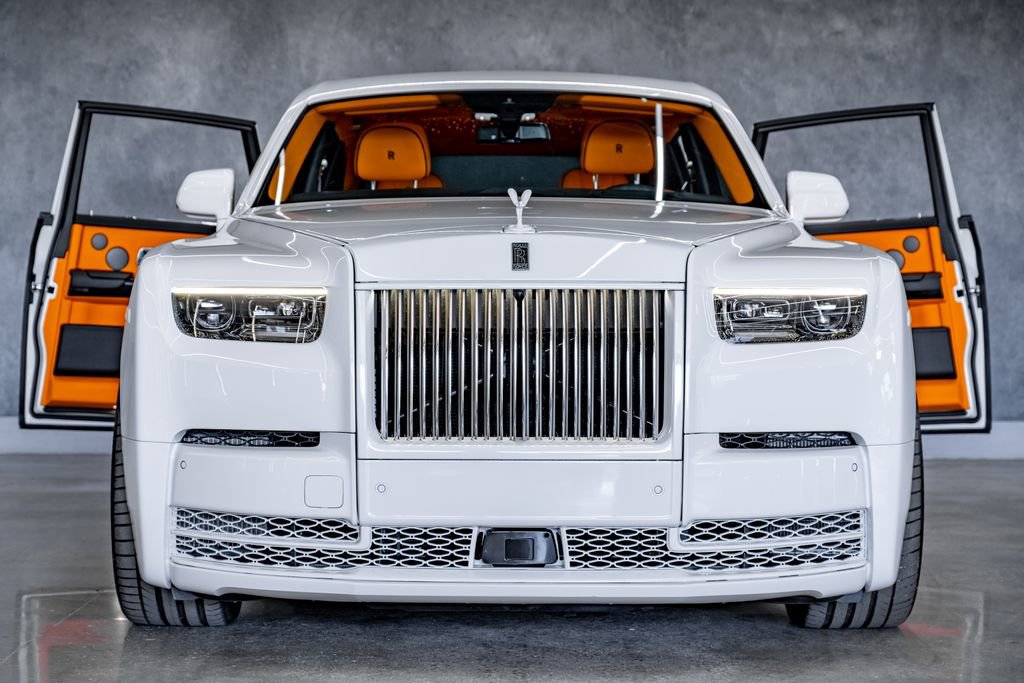 Used 2026 Rolls-Royce Phantom Sedan RWD image 8
