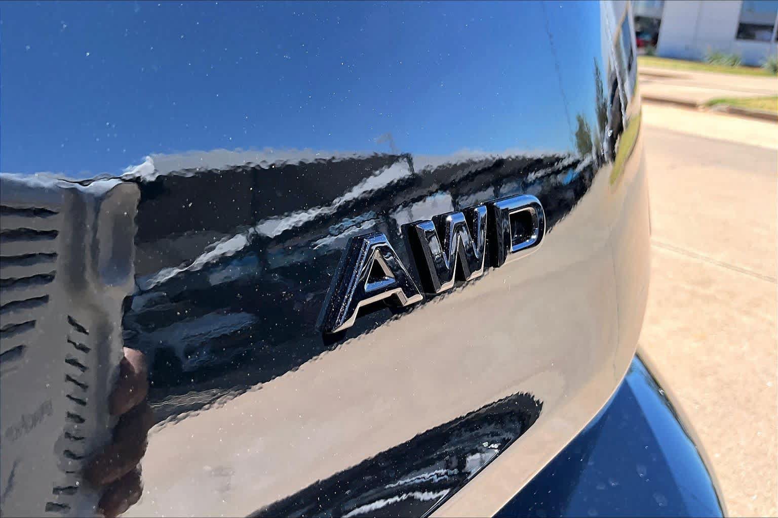 New 2026 Nissan Rogue Dark Armor AWD/4WD image 15