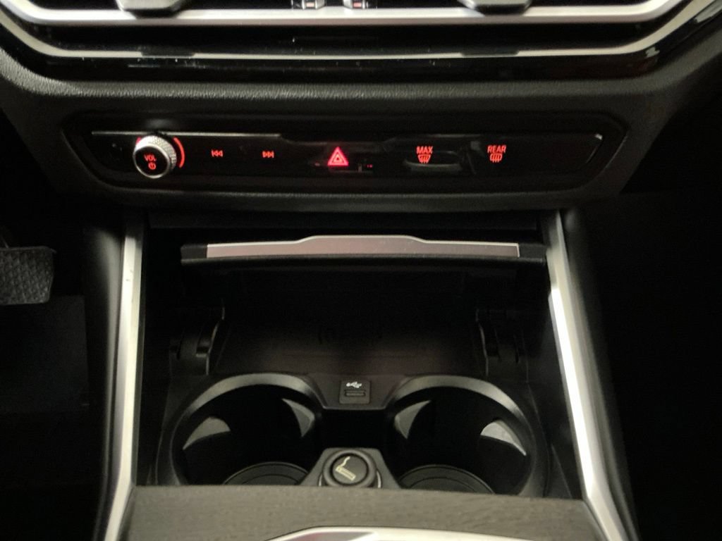Used 2023 BMW 330i Sedan w/ Premium Package RWD image 2