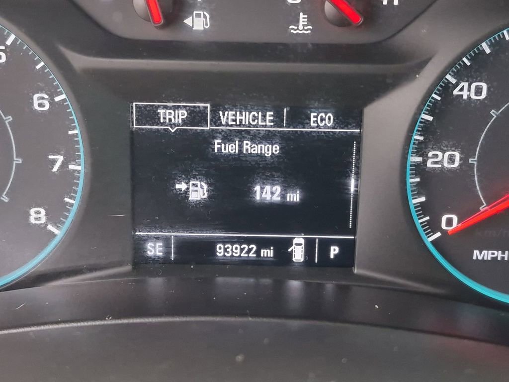 Used 2022 Chevrolet Equinox LS w/ Driver Confidence II Package image 15