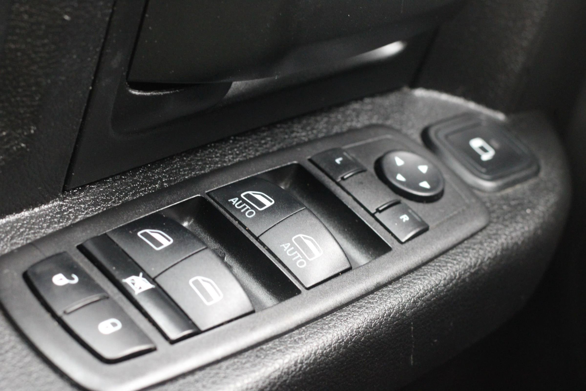 Used 2024 RAM 3500 Tradesman w/ Chrome Appearance Group image 21