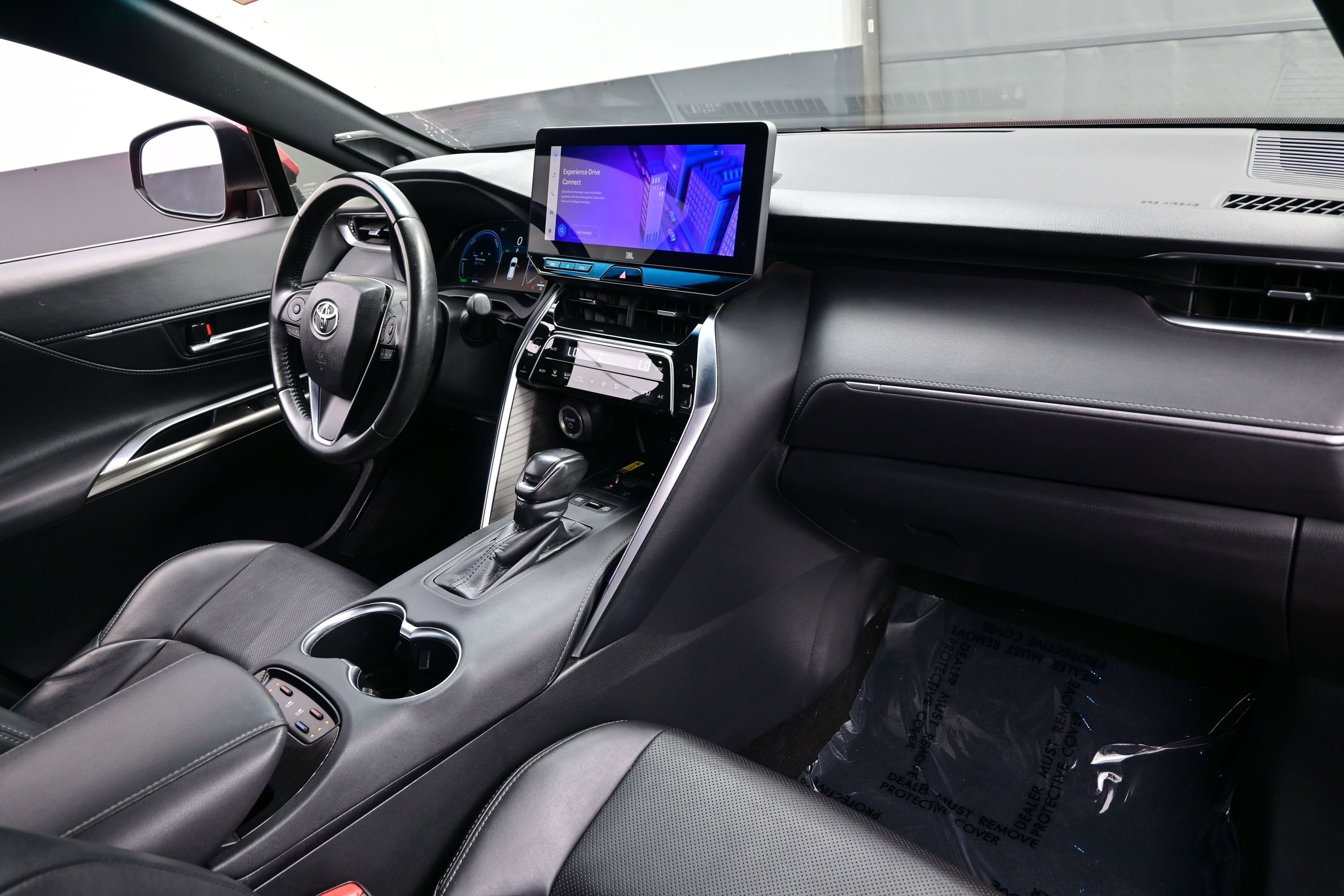 Used 2024 Toyota Venza Limited AWD/4WD image 15