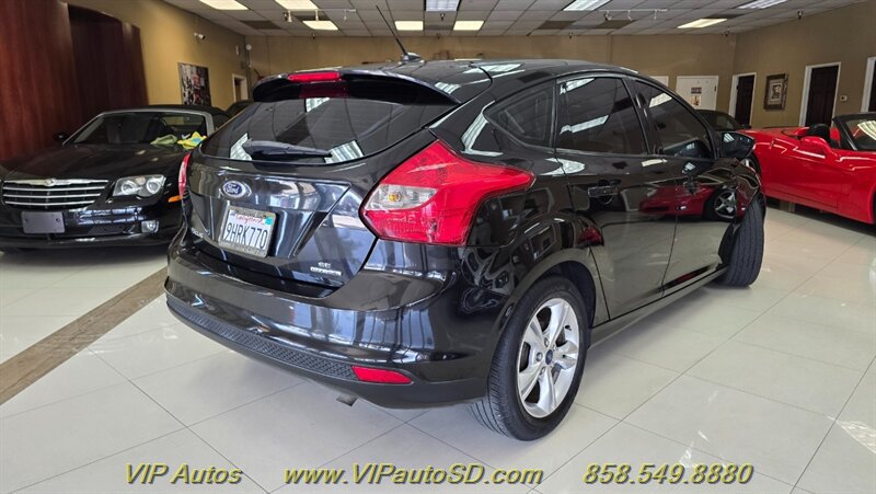 Used 2014 Ford Focus SE FWD image 3