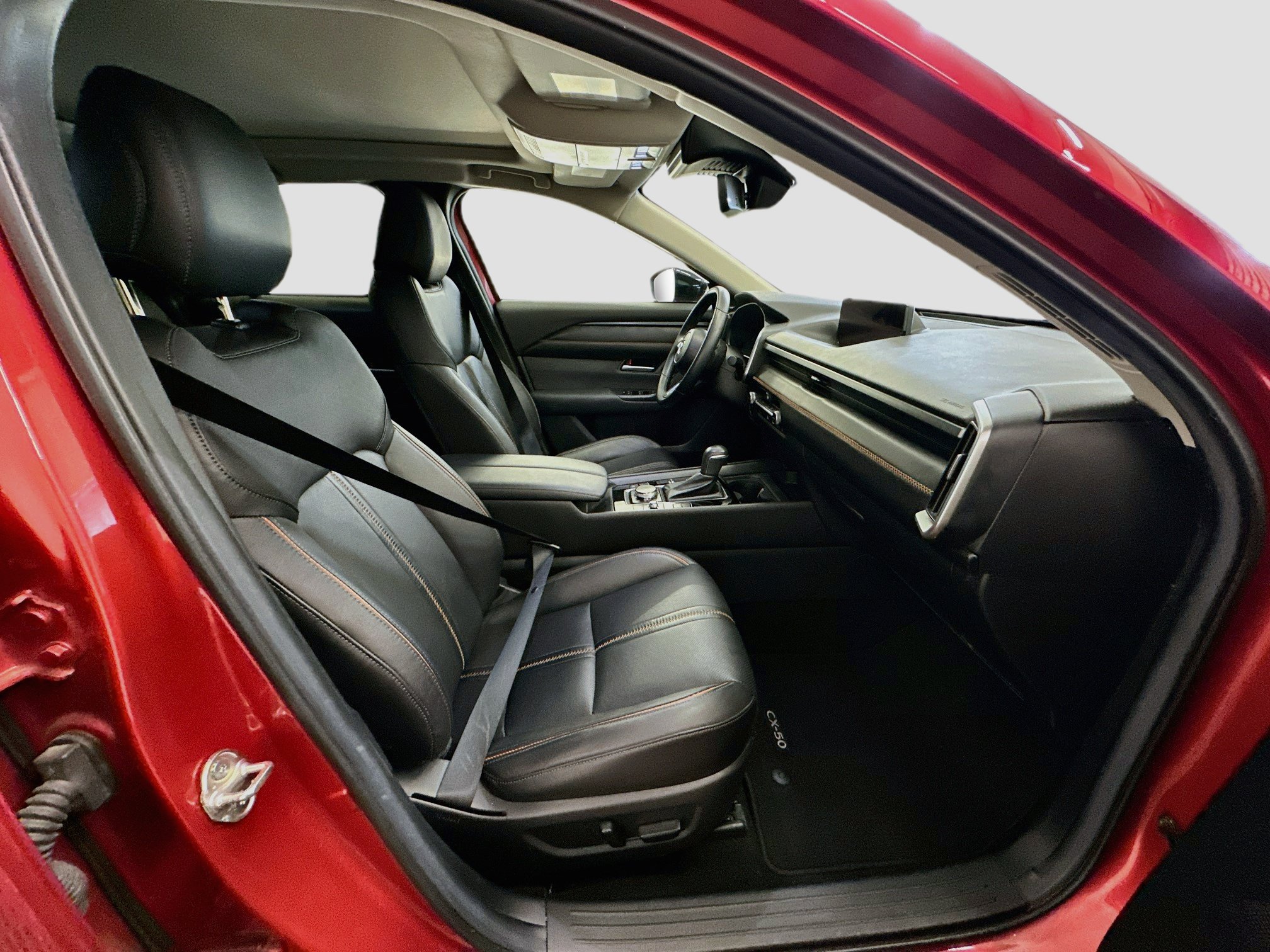 Used 2025 MAZDA CX-50 AWD 2.5 Hybrid w/ Premium Pkg image 34