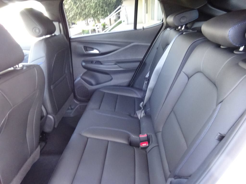 New 2026 Buick Envista Sport Touring w/ Convenience I Package FWD image 19