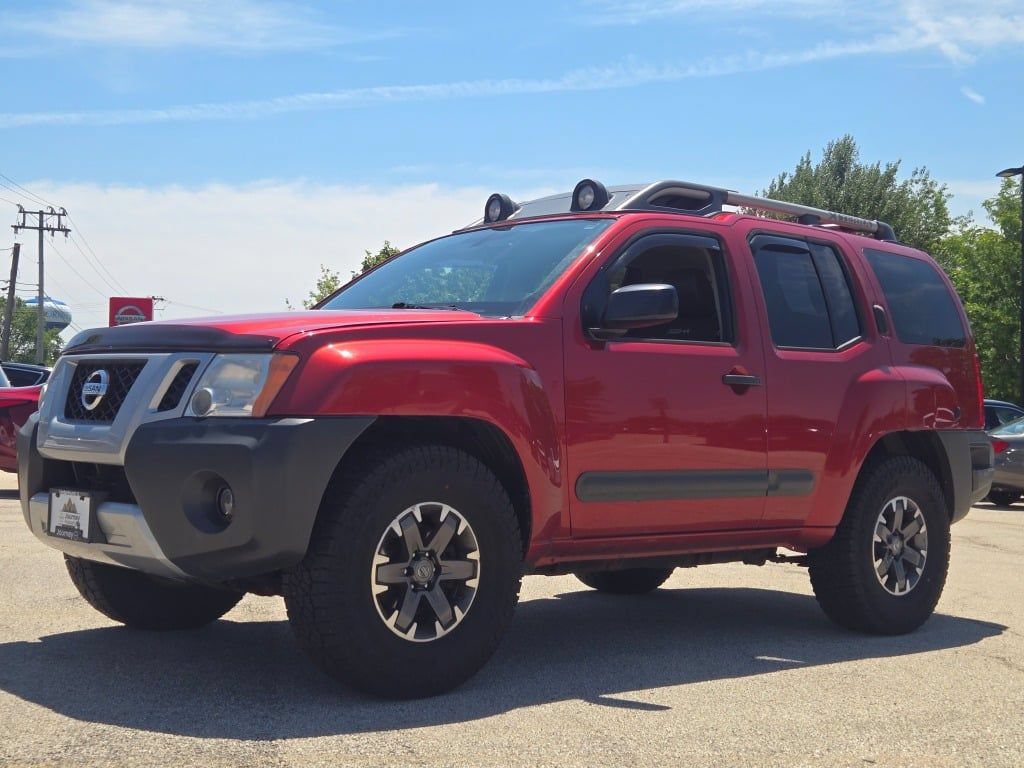 Used 2014 Nissan Xterra PRO-4X w/ Pro-4x Leather Package AWD/4WD image 4
