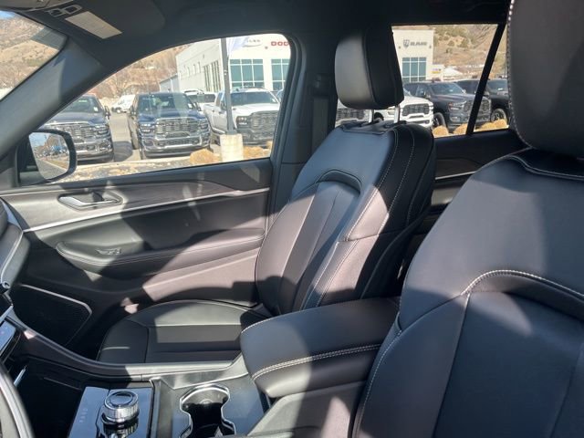 New 2026 Jeep Grand Cherokee Limited image 14