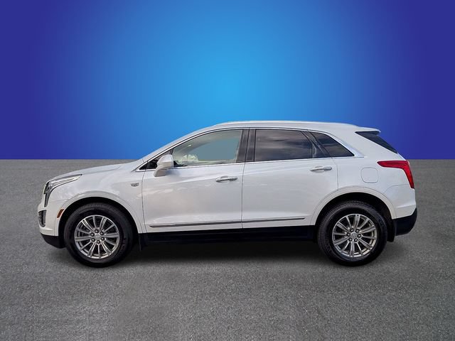 Used 2018 Cadillac XT5 Luxury w/ Driver Awareness Package FWD image 2