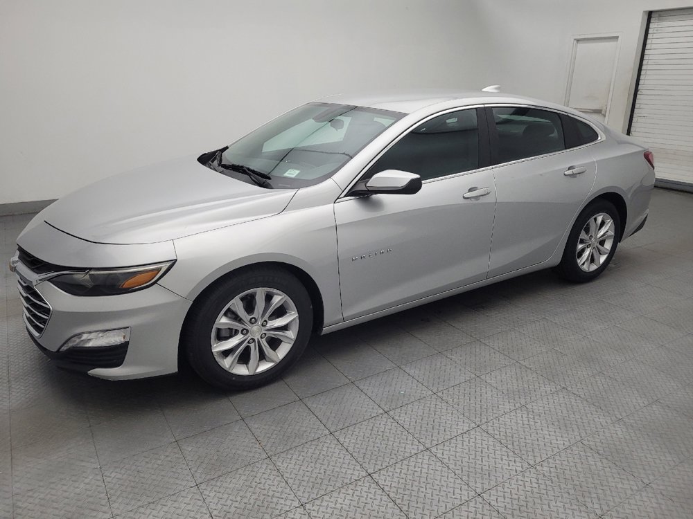 Used 2019 Chevrolet Malibu LT FWD image 2