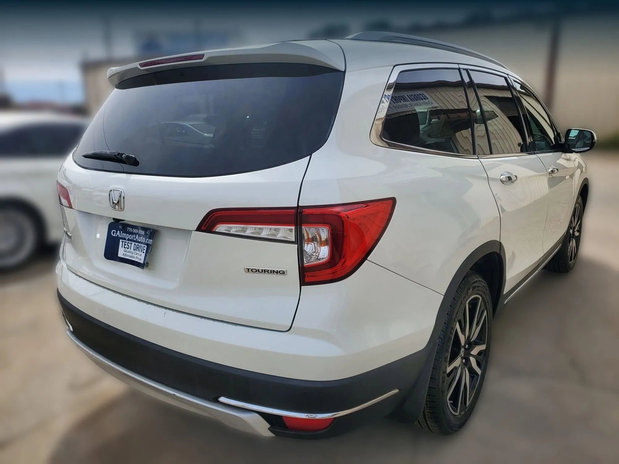Used 2019 Honda Pilot Touring image 8