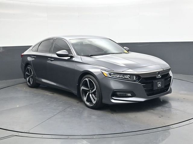 Used 2018 Honda Accord Sport image 2