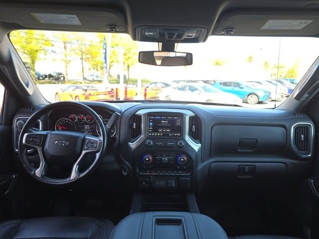 Used 2019 Chevrolet Silverado 1500 LT Trail Boss image 3