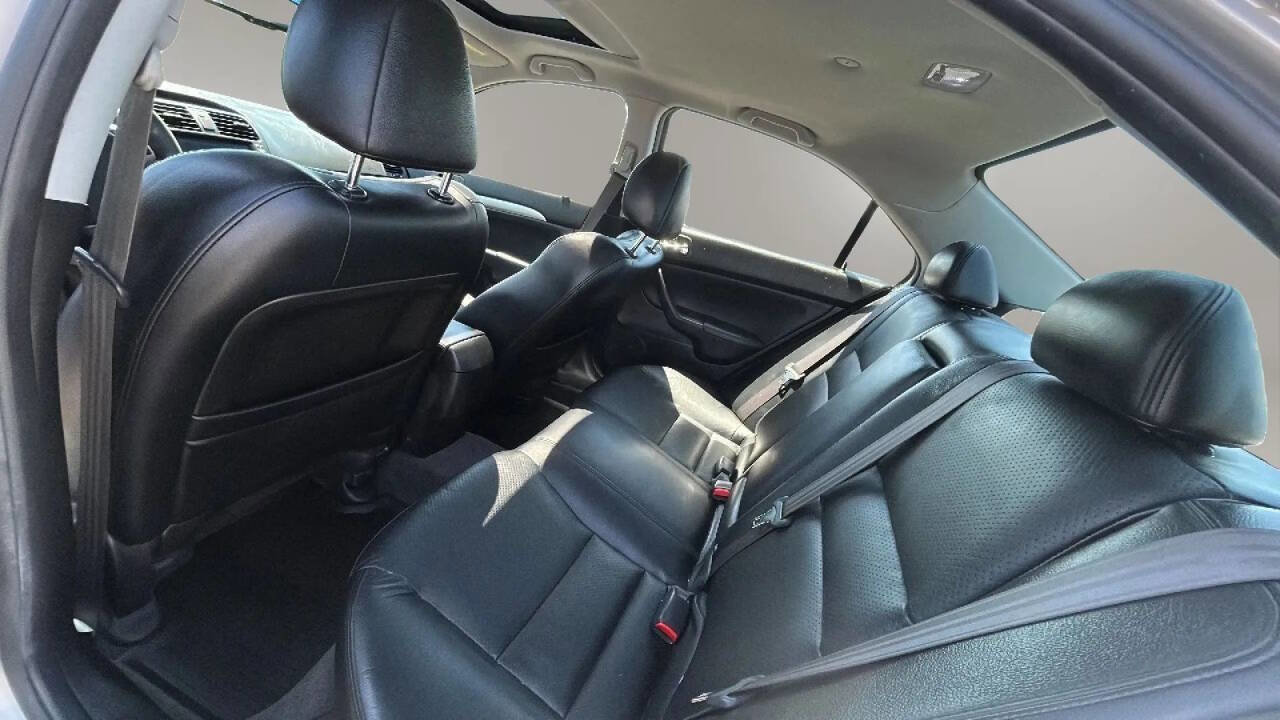 Used 2007 Acura TSX w/ Navigation FWD image 10