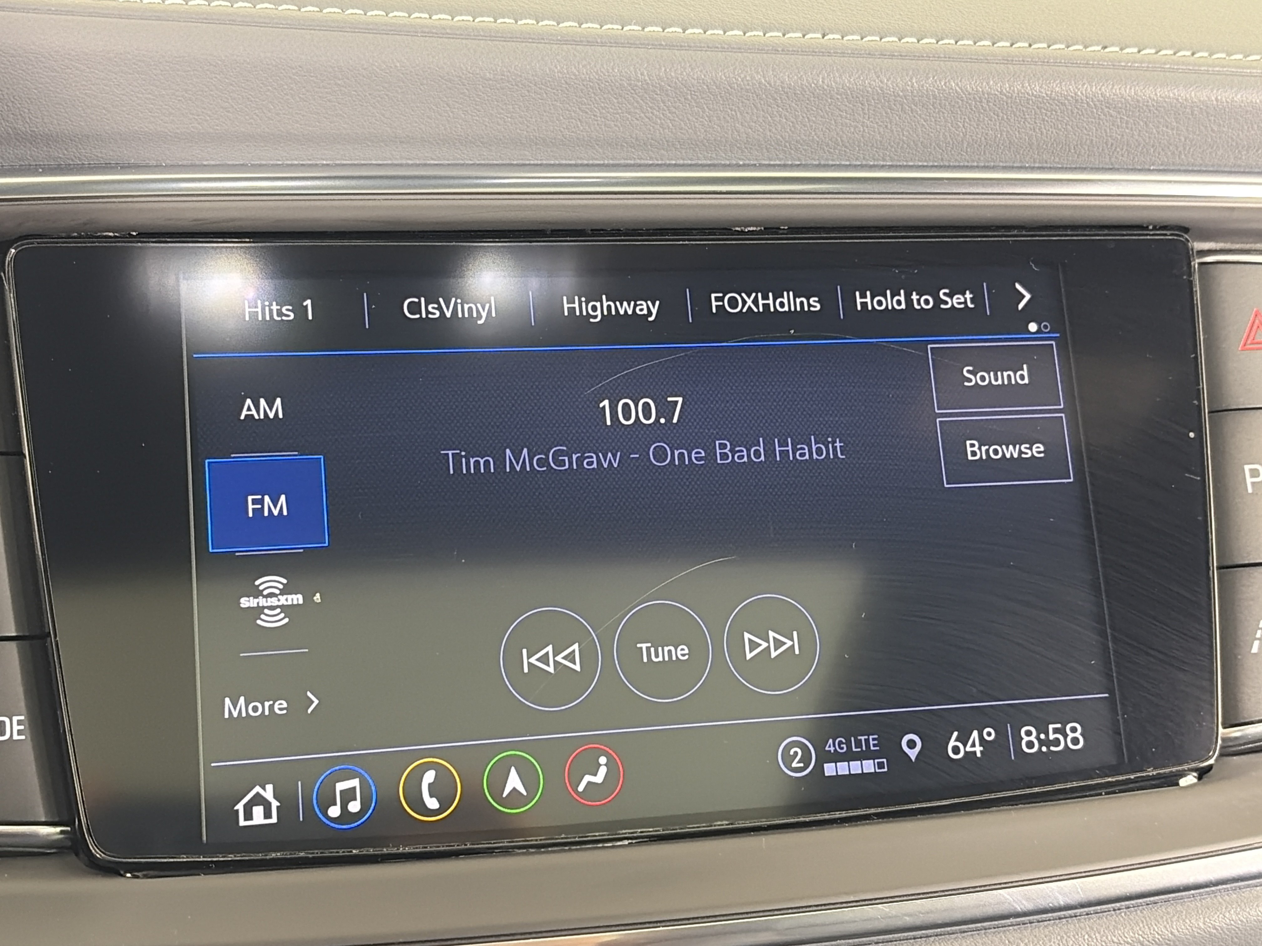 Certified 2023 Buick Enclave Essence w/ Experience Buick Package AWD/4WD image 21