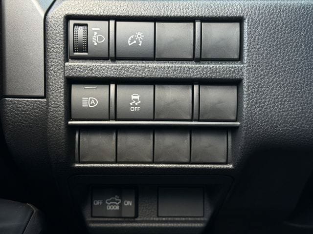 Used 2026 Toyota Tacoma SR5 RWD image 21
