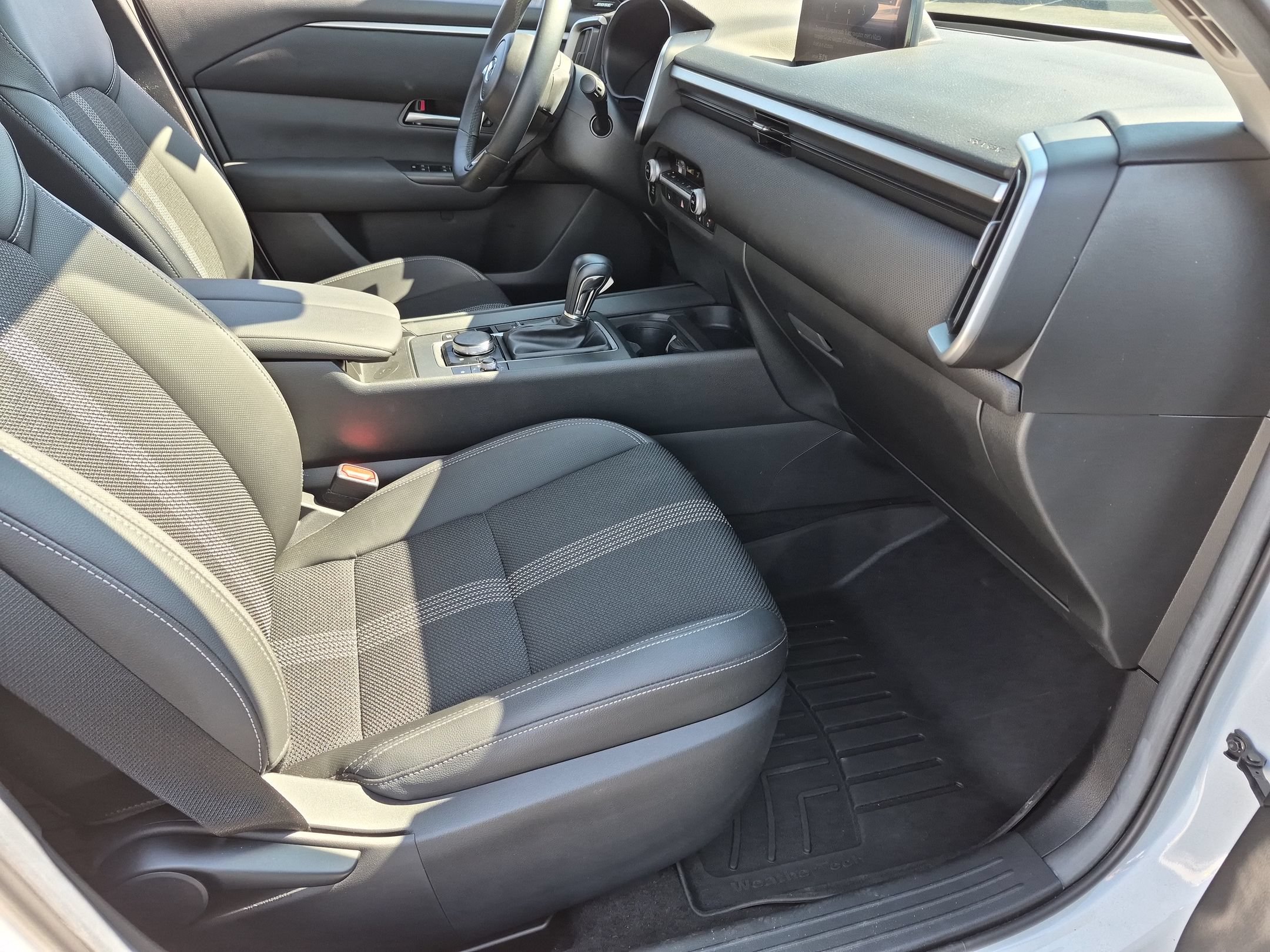Used 2024 MAZDA CX-50 AWD 2.5 S w/ Premium Package image 36