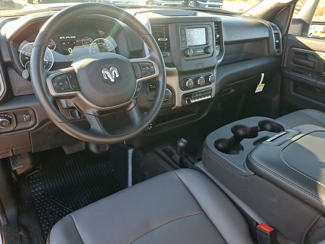 Used 2024 RAM 2500 Tradesman w/ Chrome Appearance Group image 11