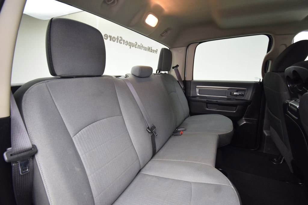 Used 2021 RAM 1500 Classic SLT image 23