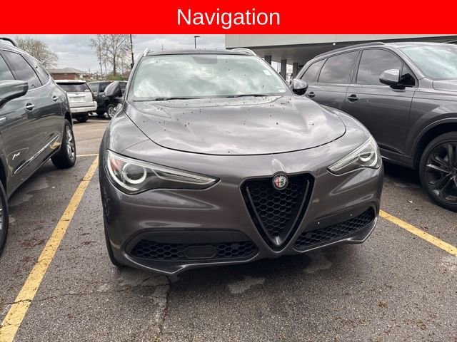 Used 2018 Alfa Romeo Stelvio Ti image 4