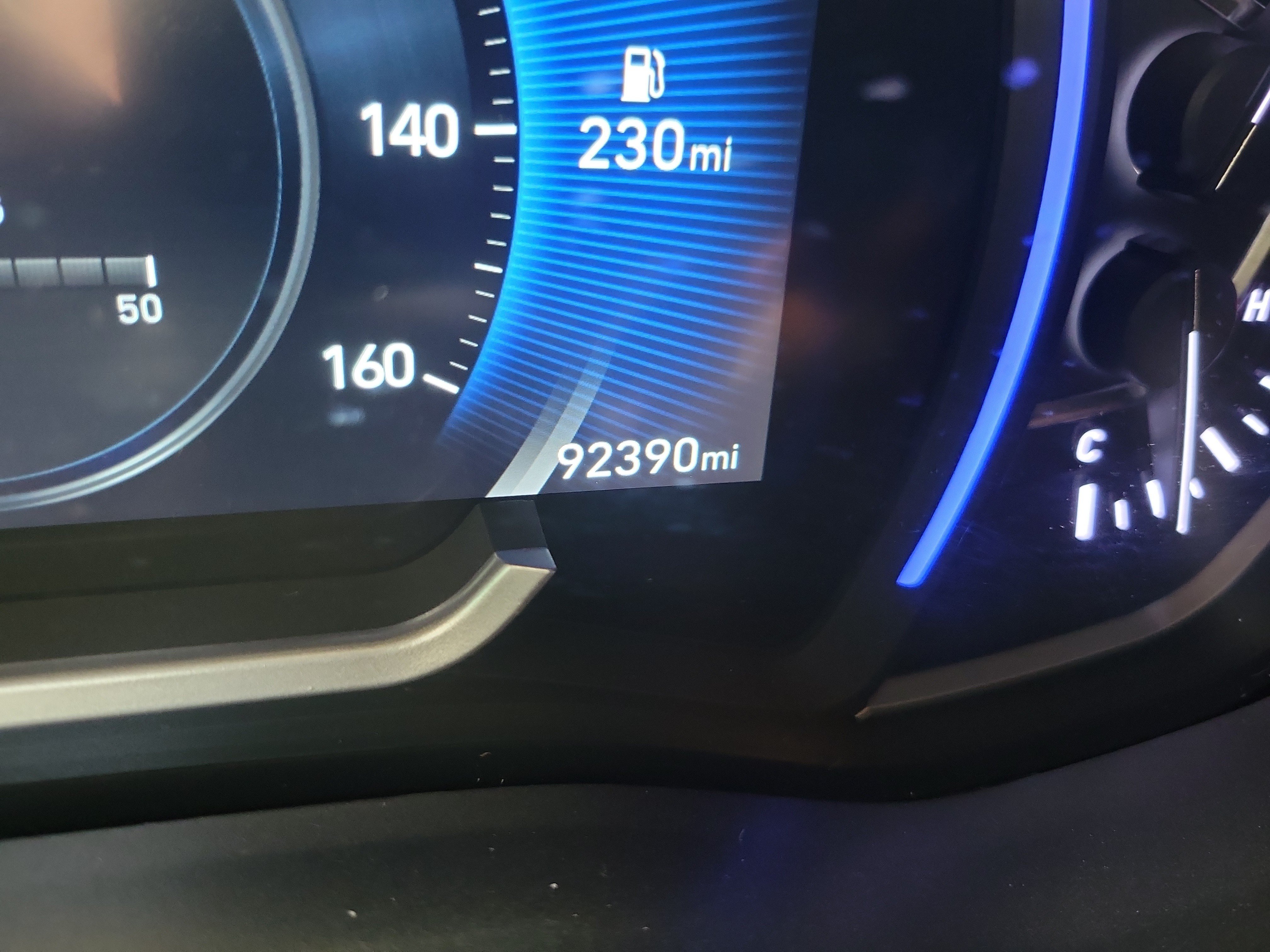 Used 2020 Hyundai Santa Fe SEL w/ Convenience + Premium Package FWD image 28