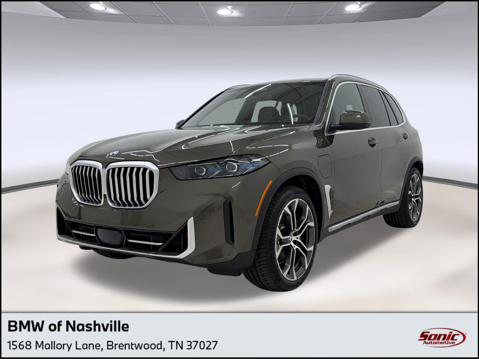New 2026 BMW X5 xDrive50e w/ Climate Comfort Package AWD/4WD image 1