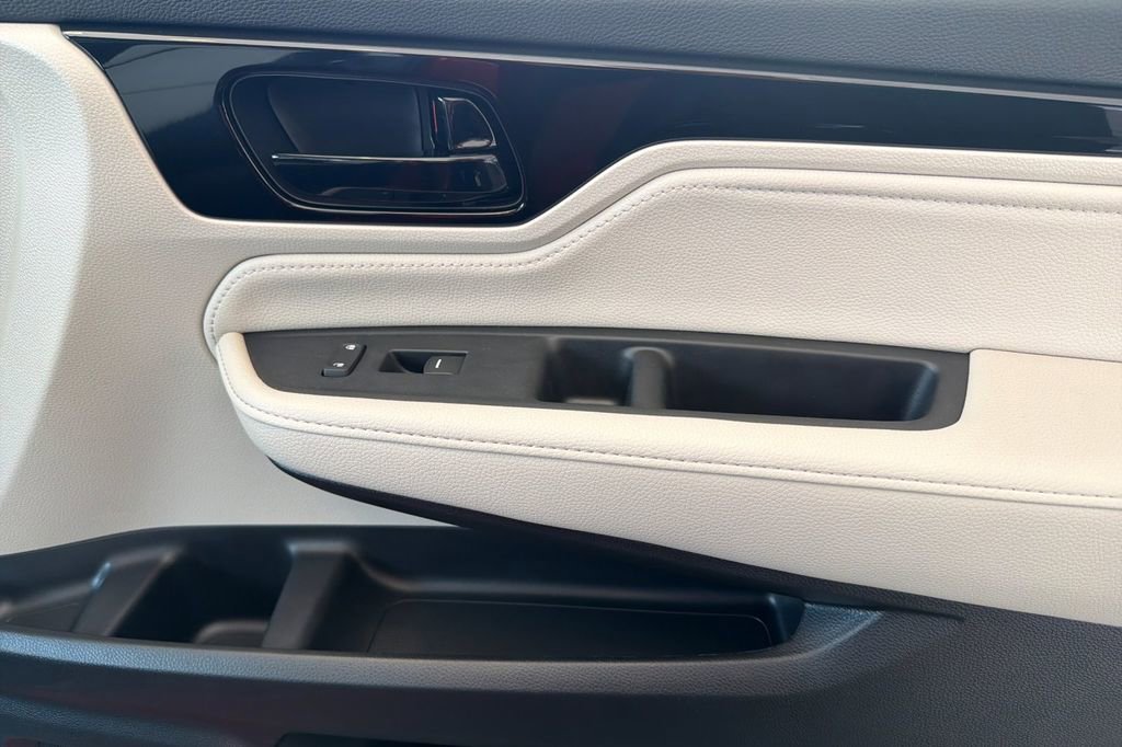 New 2026 Honda Odyssey Elite image 19