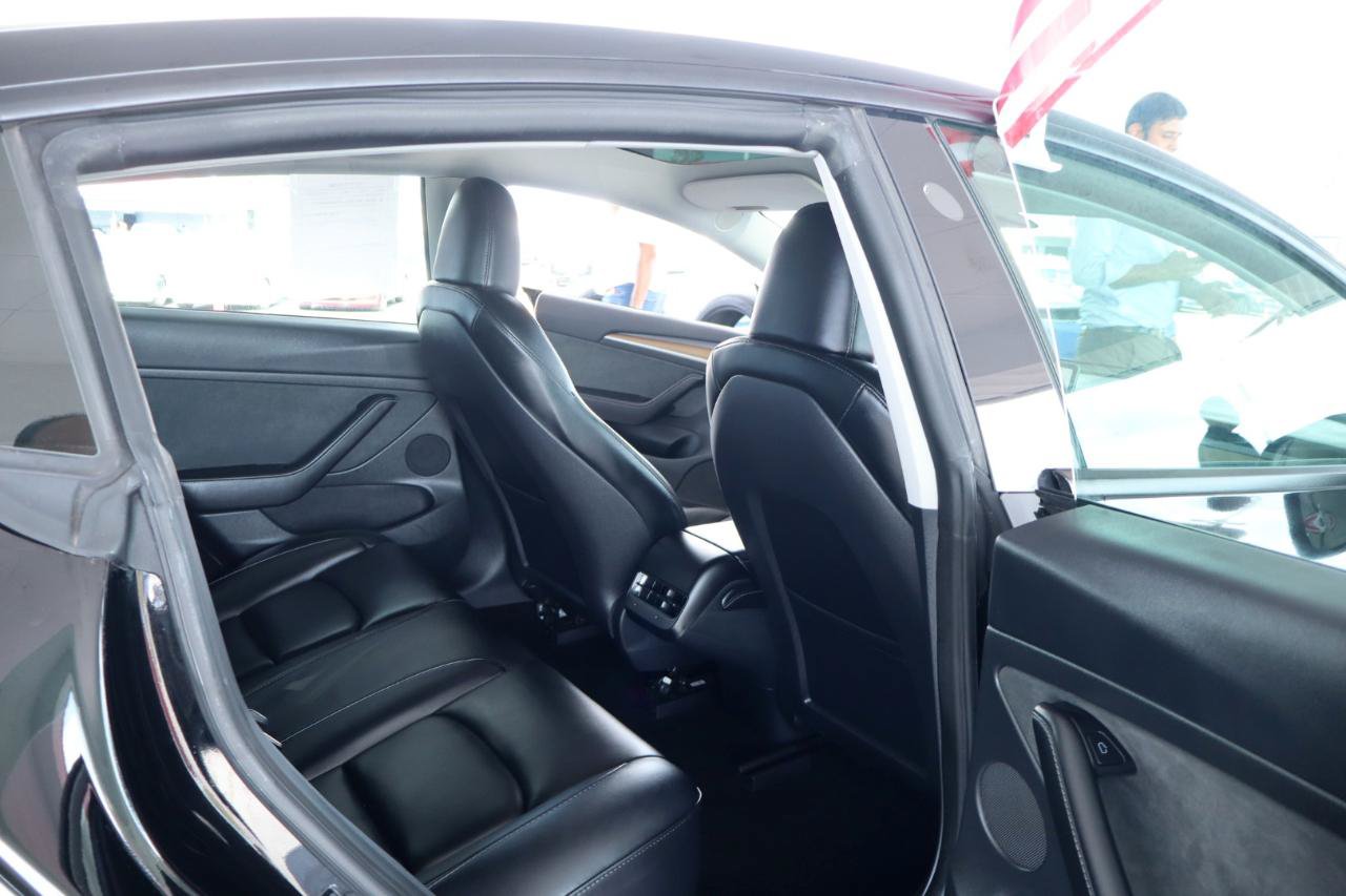 Used 2023 Tesla Model 3 Standard Range RWD image 32