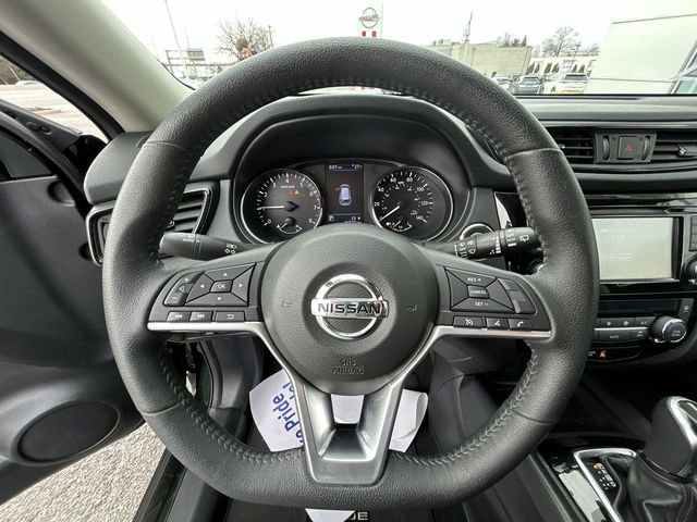 Used 2019 Nissan Rogue SV image 18