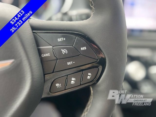 Used 2025 Chrysler Pacifica Limited image 12