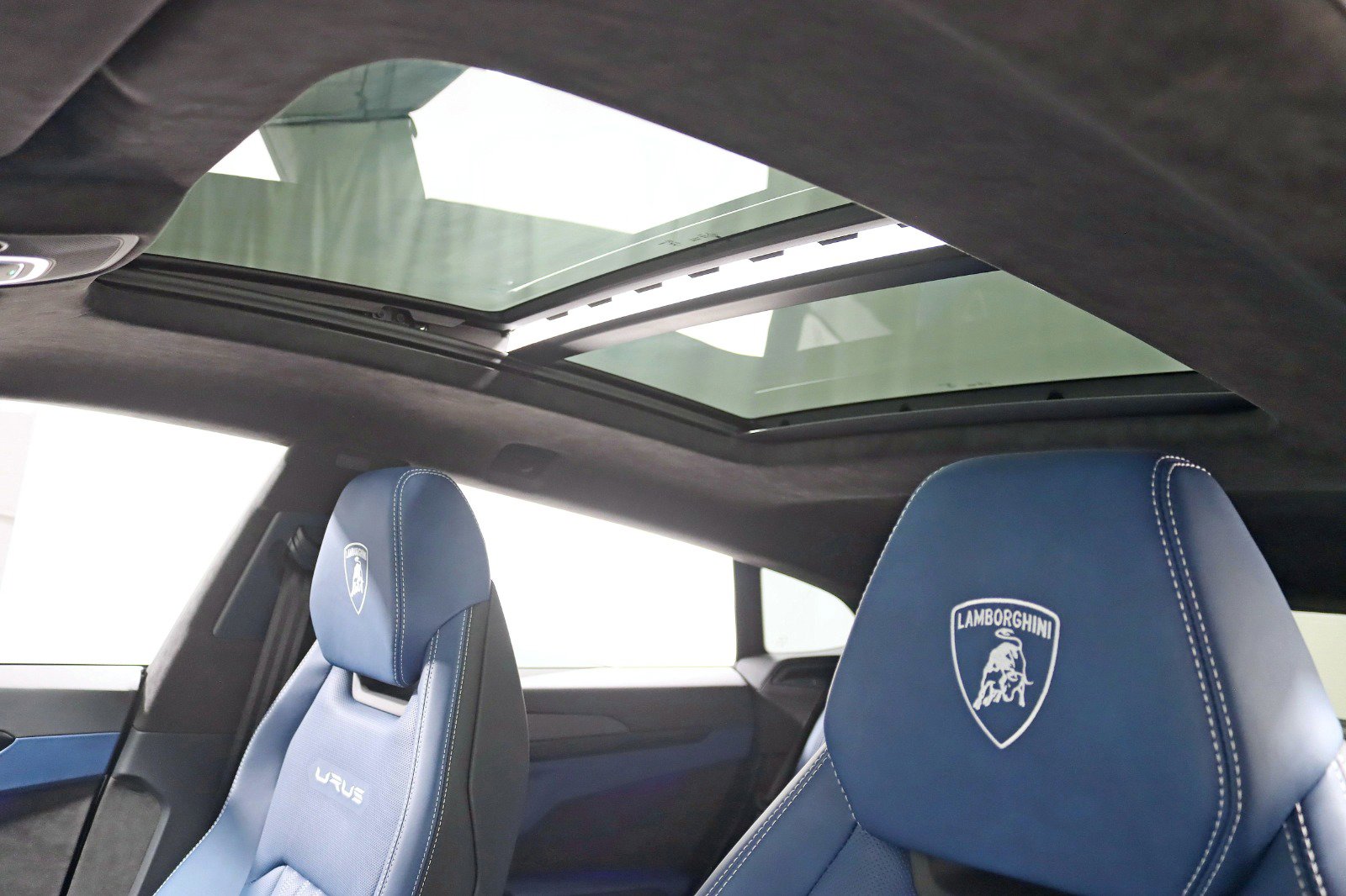 Used 2024 Lamborghini Urus S image 37