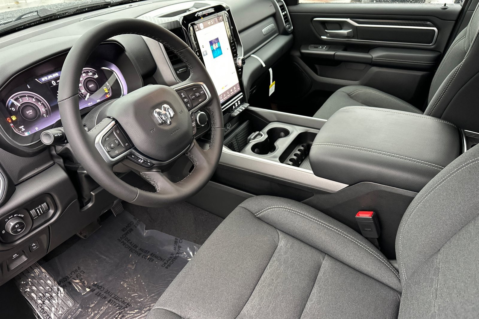 New 2026 RAM 1500 4x4 Crew Cab image 11