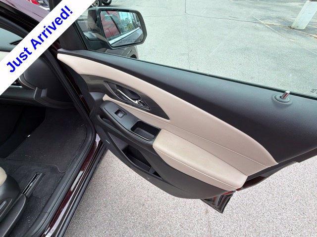 Used 2023 Chevrolet Traverse Premier FWD image 20