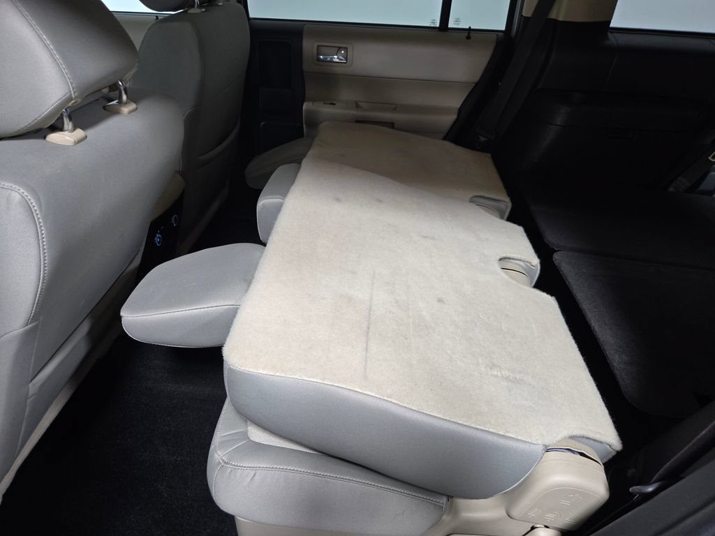 Used 2019 Ford Flex SE FWD image 35