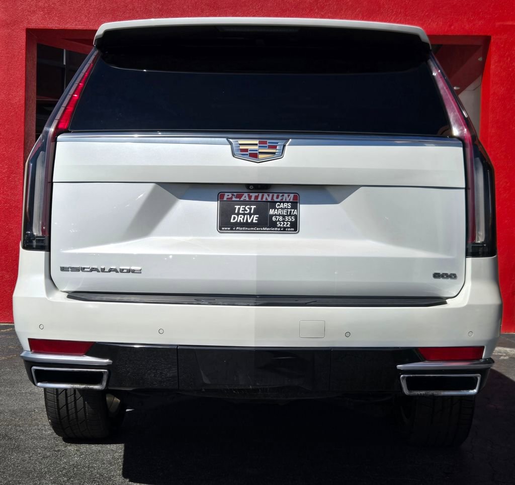 Used 2021 Cadillac Escalade Premium Luxury w/ Performance Package image 11
