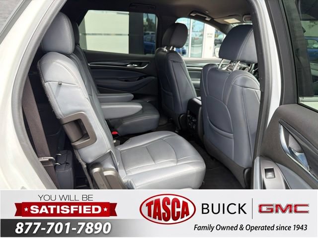 Used 2022 Buick Enclave Premium AWD/4WD image 23