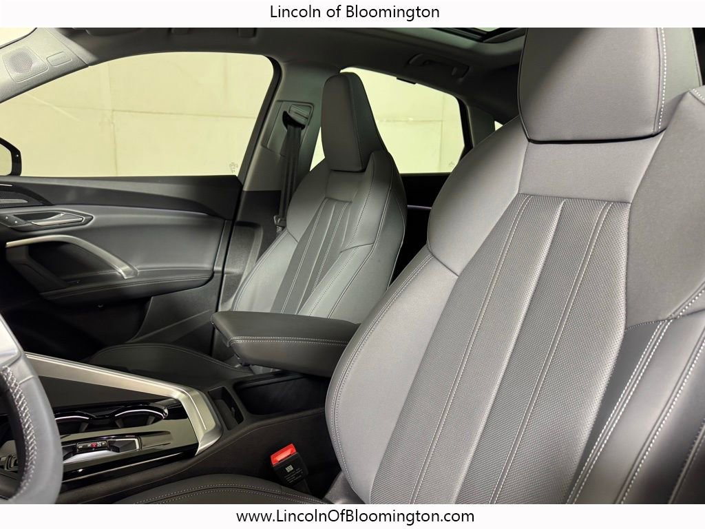 Used 2025 Audi Q5 Prestige AWD/4WD image 25