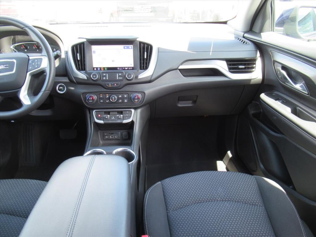 Used 2022 GMC Terrain SLE w/ Driver Convenience Package FWD image 13