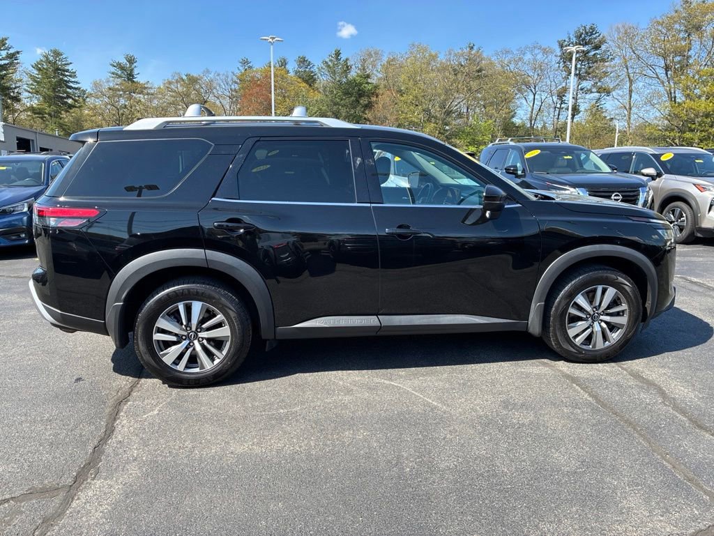 Certified 2023 Nissan Pathfinder SL AWD/4WD image 8