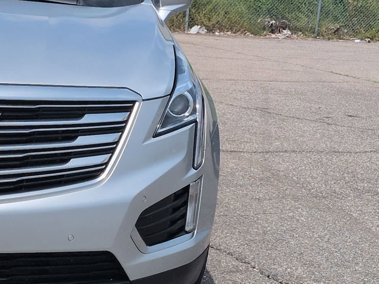 Used 2018 Cadillac XT5 Luxury AWD/4WD image 10