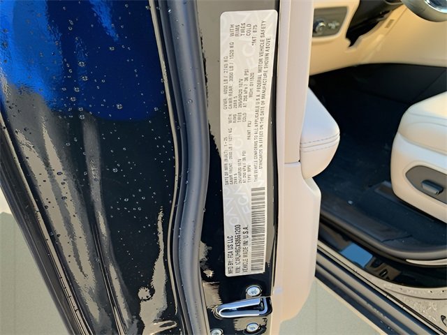 New 2025 Jeep Grand Cherokee Limited w/ Black Appearance Package image 38