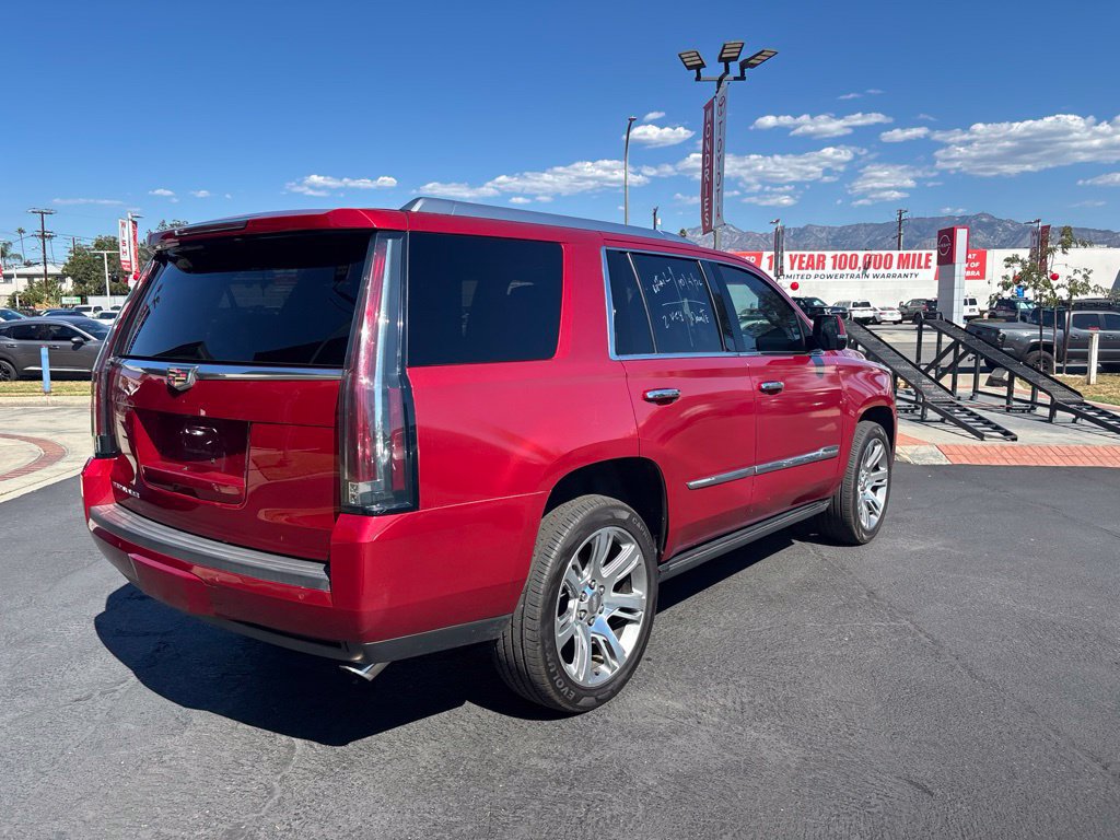 Used 2015 Cadillac Escalade Premium AWD/4WD image 4