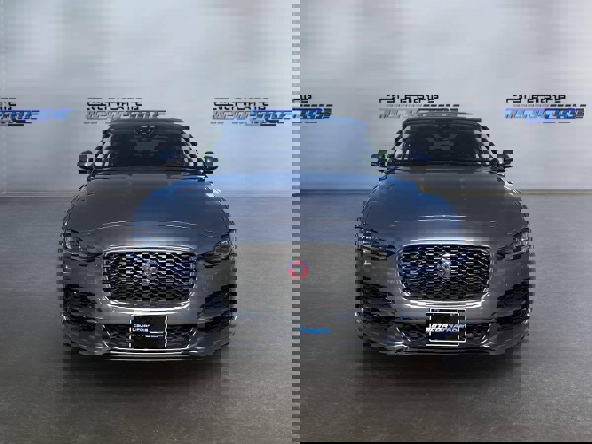 Used 2020 Jaguar XE S image 2