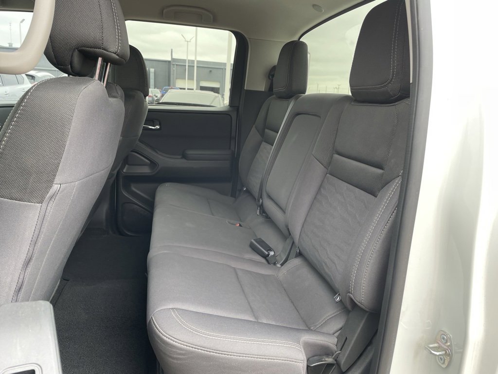 Certified 2024 Nissan Frontier SV image 16