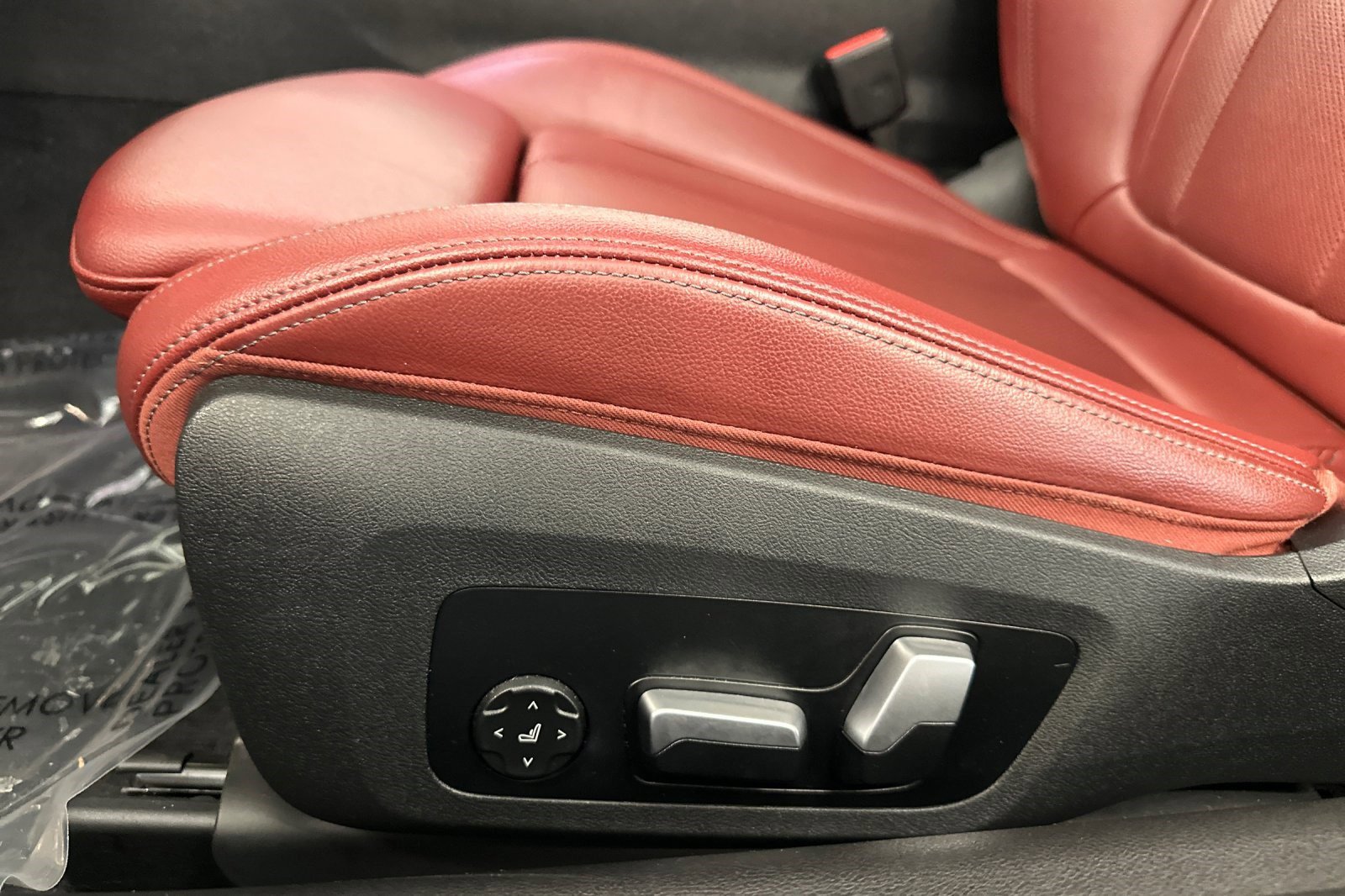 Used 2022 BMW 430i Convertible w/ Convenience Package image 16