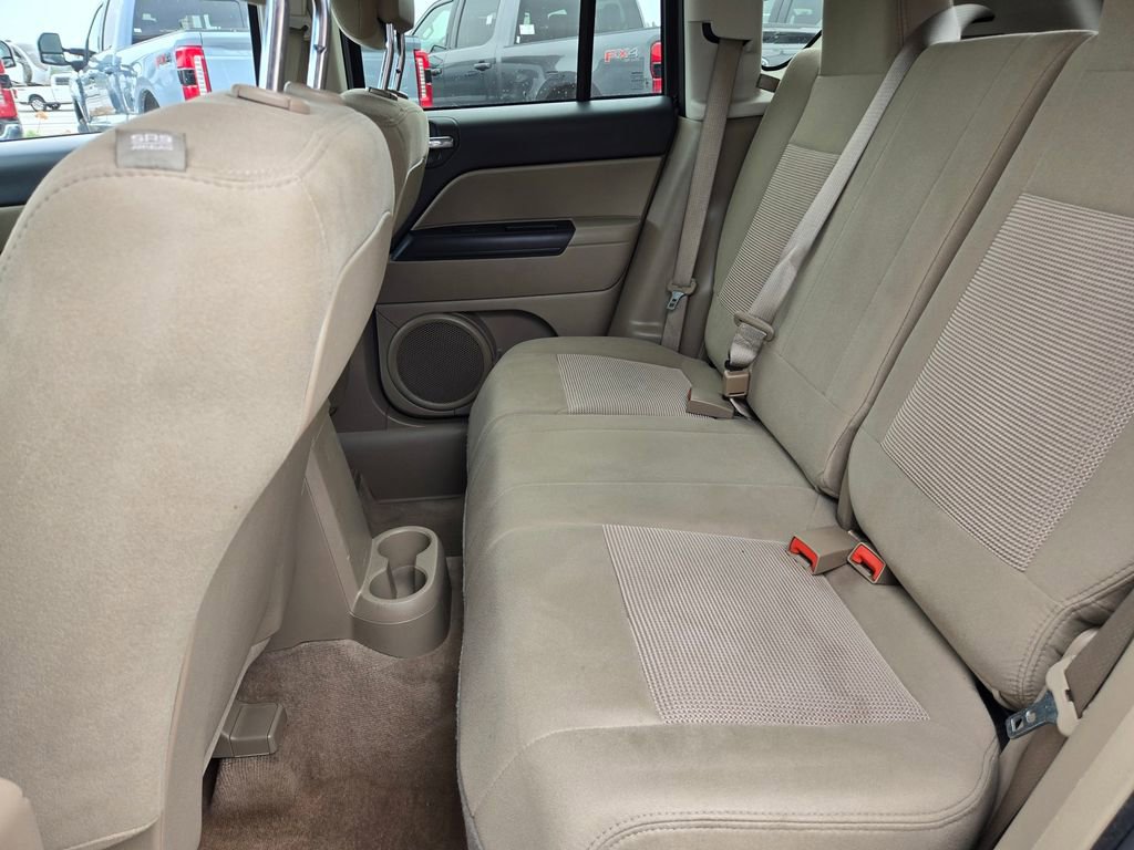 Used 2016 Jeep Compass Sport w/ Power Value Group image 14