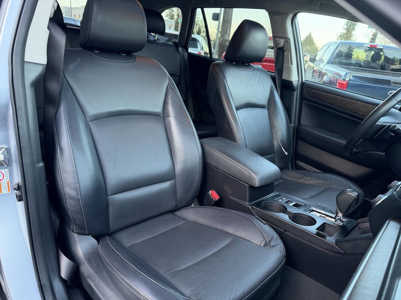 Used 2017 Subaru Outback 2.5i Limited w/ Popular Package #5 image 20