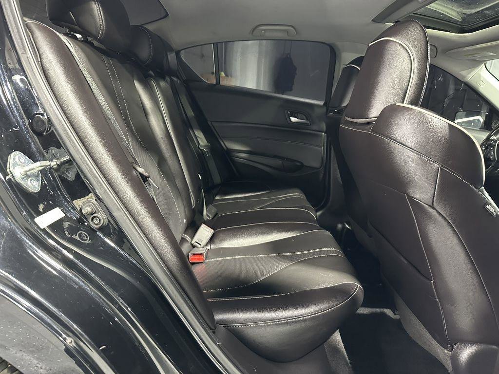 Used 2020 Acura ILX Premium Package image 34